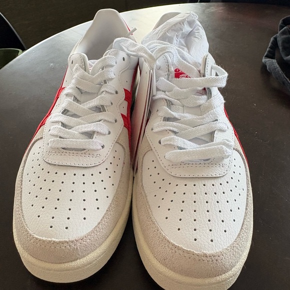 NWT Onitsuka Tiger by Asics White and Red Colorway - Picture 4 of 6